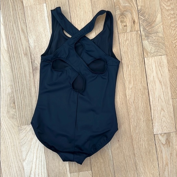 Balera Clover Cutout Tank Leotard - Picture 4 of 9